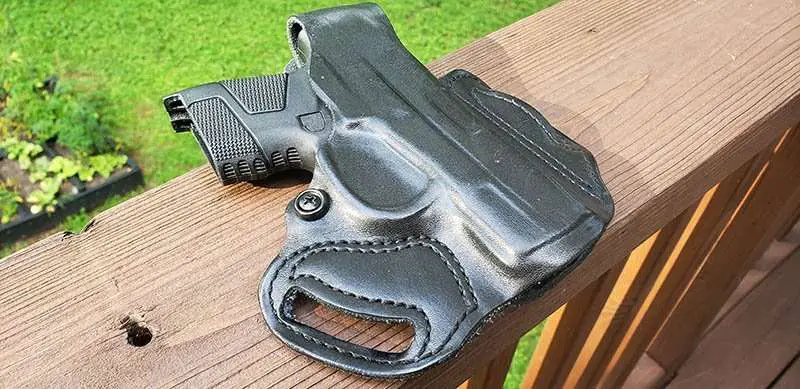 best mossberg owb holster